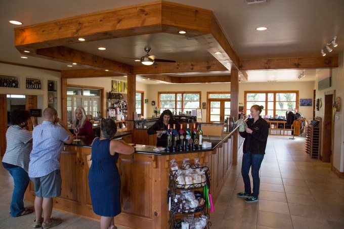 Pedernales winery