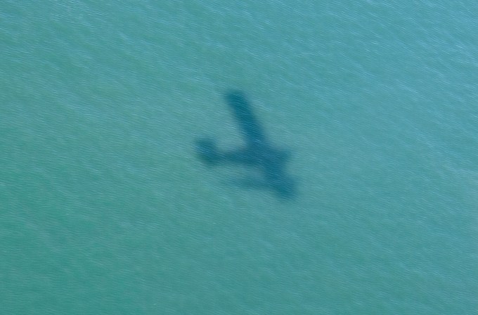 Floatplane TCAS.  Only one shadow is a good thing.