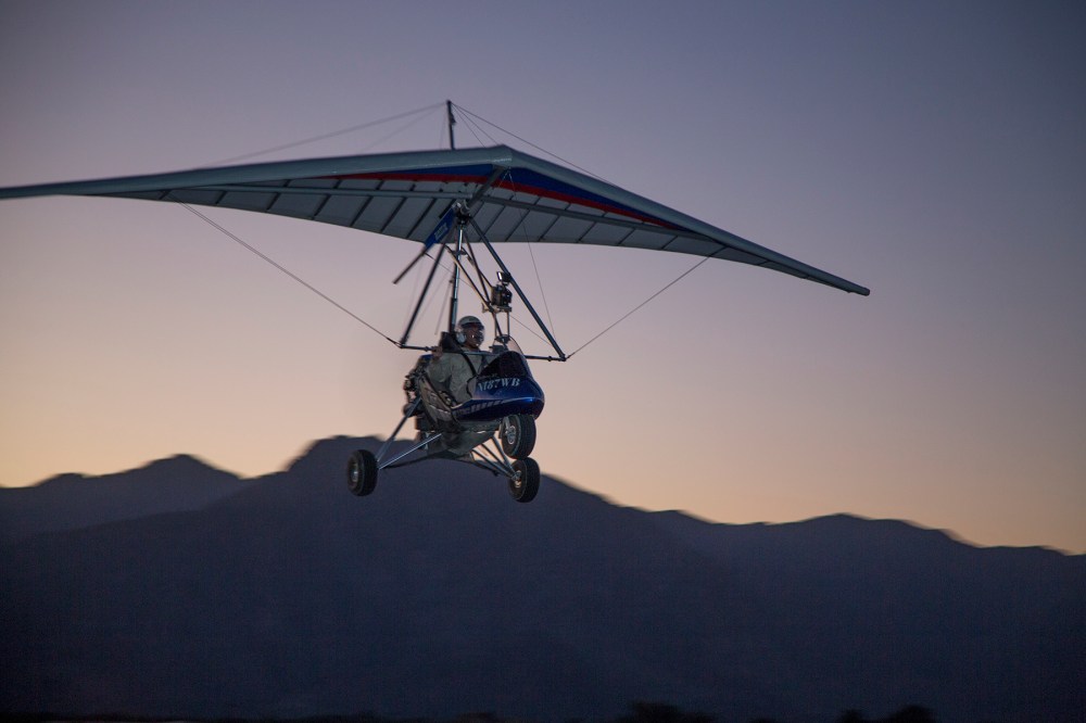 Short Final Approach to Runway 08