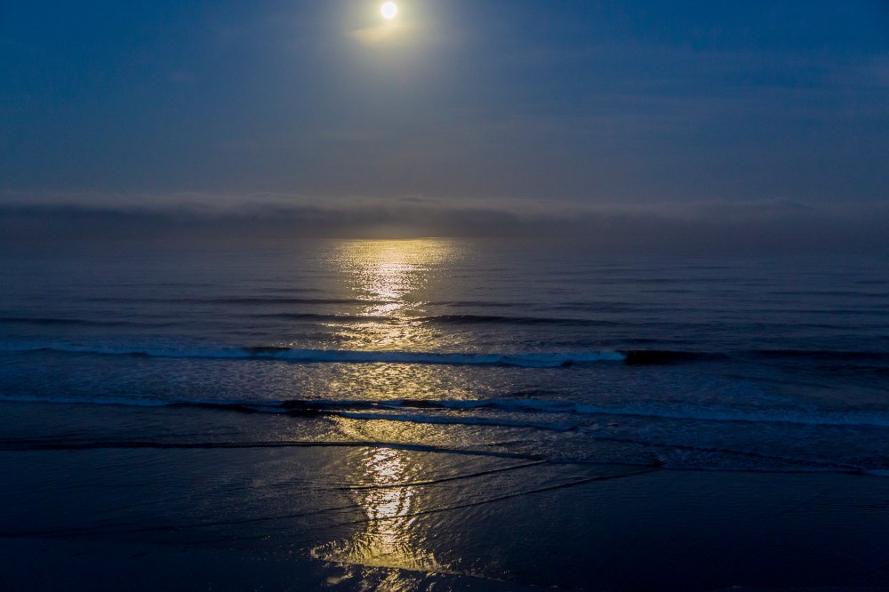 05-07-20 moonset